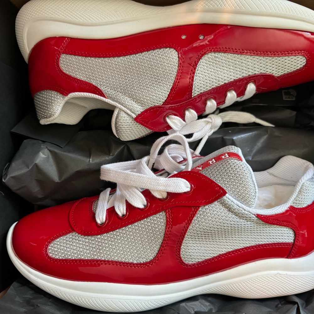 Auth never worn Prada sneakers 40.5. Purchased from Nordstrom.